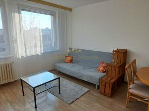 Pronájem bytu 2+kk, Praha - Černý Most, Bryksova, 45 m2