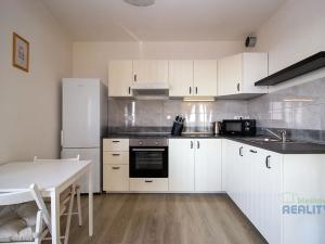 Pronájem bytu 2+kk, Praha - Stodůlky, Toufarova, 62 m2