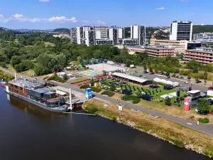 Pronájem bytu 2+kk, Praha - Modřany, Mezi vodami, 100 m2