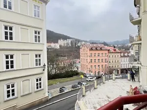 Prodej bytu 3+kk, Karlovy Vary, Zámecký vrch, 109 m2