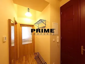 Pronájem bytu 3+kk, Praha - Vinohrady, Na Kozačce, 60 m2