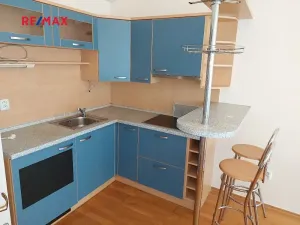 Pronájem bytu 1+kk, Praha - Kunratice, Velké Kunratické, 35 m2