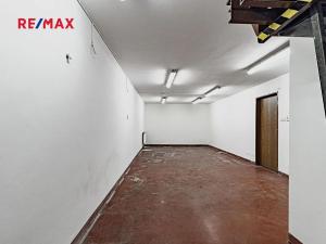 Pronájem obchodního prostoru, Praha - Břevnov, Bělohorská, 130 m2