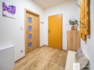 Prodej bytu 2+kk, Rožďalovice, Náměstí, 56 m2