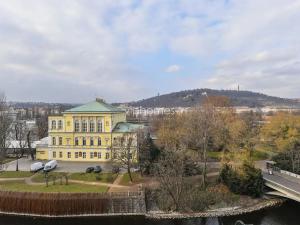 Pronájem bytu 4+kk, Praha - Nové Město, Masarykovo nábřeží, 110 m2