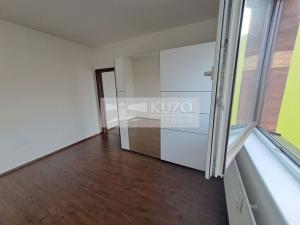 Pronájem bytu 2+kk, Praha - Střížkov, Zakšínská, 55 m2