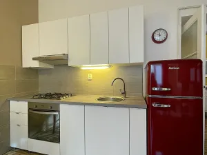 Pronájem bytu 2+kk, Praha - Holešovice, U průhonu, 49 m2