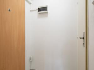Pronájem bytu 1+kk, Praha - Smíchov, Na Březince, 23 m2