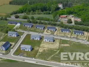 Prodej pozemku pro bydlení, Knovíz, 814 m2