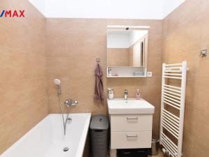 Pronájem bytu 1+kk, Olomouc - Hodolany, Tovární, 32 m2