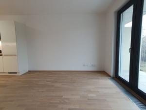 Pronájem bytu 2+kk, Praha - Hodkovičky, Šenácká, 61 m2