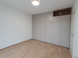 Pronájem bytu 2+kk, Praha - Hodkovičky, Šenácká, 61 m2