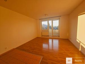 Pronájem bytu 1+kk, Praha - Letňany, Beranových, 31 m2