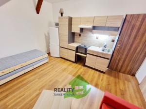 Pronájem bytu 1+kk, Sudoměřice u Bechyně, 24 m2