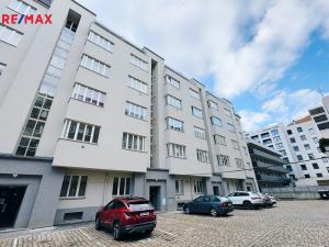 Pronájem bytu 2+kk, Praha - Karlín, Křižíkova, 49 m2