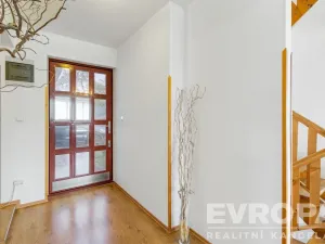 Prodej rodinného domu, Ústí nad Labem - Hostovice, Hostovická, 300 m2