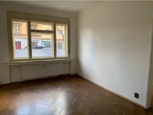 Pronájem bytu 3+1, Praha - Holešovice, U smaltovny, 93 m2