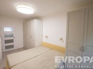 Prodej bytu 2+kk, Praha - Vršovice, Ruská, 44 m2