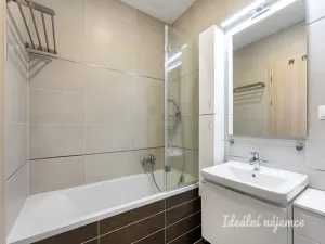 Pronájem bytu 2+kk, Praha - Stodůlky, Klausova, 65 m2