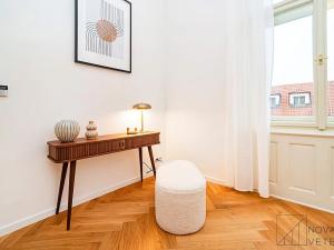 Pronájem bytu 2+kk, Praha - Malá Strana, Újezd, 71 m2