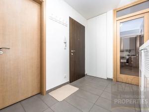 Pronájem bytu 3+kk, Praha - Radlice, U Dívčích hradů, 91 m2