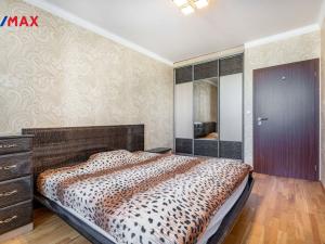 Pronájem bytu 3+kk, Karlovy Vary, Pražská silnice, 88 m2