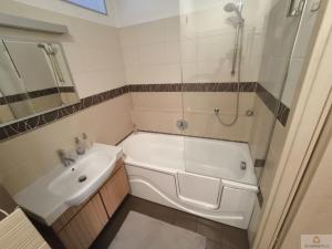 Pronájem bytu 4+1, Olomouc - Lazce, Dlouhá, 86 m2