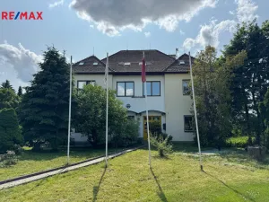 Prodej komerční nemovitosti, Kunovice, Osvobození, 1573 m2