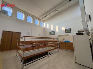 Prodej komerční nemovitosti, Kunovice, Osvobození, 3040 m2