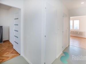 Pronájem bytu 3+kk, Praha - Záběhlice, Bělčická, 54 m2