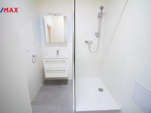 Pronájem bytu 1+kk, Praha - Žižkov, Lucemburská, 31 m2