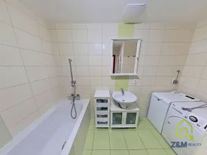 Prodej bytu 3+1, Karlovy Vary, Spálená, 80 m2