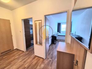 Prodej bytu 2+kk, Praha - Kbely, Herlíkovická, 58 m2