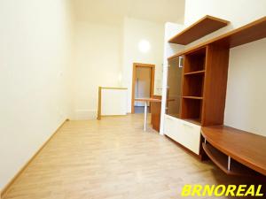 Pronájem bytu 2+kk, Brno, Smetanova, 38 m2