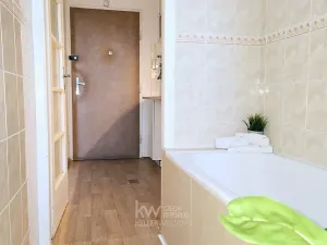 Pronájem bytu 1+kk, Praha - Vinohrady, Kouřimská, 23 m2