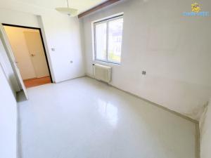 Prodej bytu 3+1, Sedlčany, Olbrachtova, 86 m2