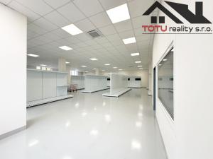 Pronájem obchodního prostoru, Jaroměř, Jezbinská, 404 m2