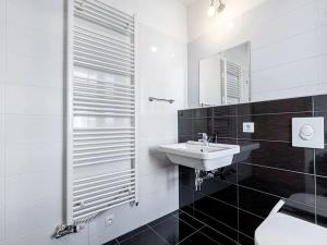 Prodej bytu 2+kk, Praha - Vysočany, Sousedíkova, 59 m2