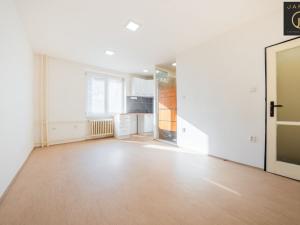 Prodej bytu 1+kk, Praha - Hloubětín, Zelenečská, 22 m2