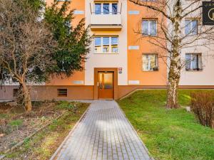 Prodej bytu 1+kk, Praha - Hloubětín, Zelenečská, 22 m2