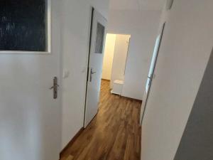 Pronájem bytu 2+kk, Tábor, Varšavská, 45 m2