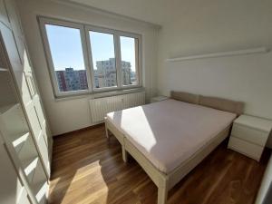 Pronájem bytu 2+kk, Tábor, Varšavská, 43 m2