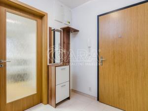 Pronájem bytu 1+kk, Praha - Michle, Hanusova, 35 m2