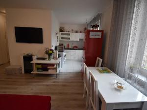 Prodej bytu 2+kk, Karlovy Vary, Šmeralova, 47 m2