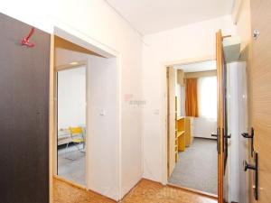 Pronájem bytu 2+kk, Praha - Krč, Štúrova, 39 m2