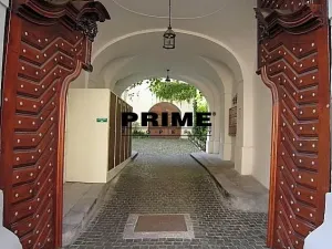 Pronájem bytu 3+1, Praha - Malá Strana, Sněmovní, 85 m2