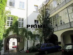 Pronájem bytu 3+1, Praha - Malá Strana, Sněmovní, 85 m2