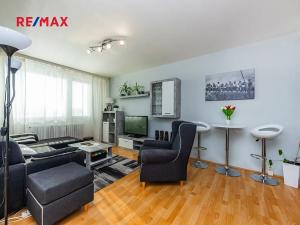 Pronájem bytu 2+kk, Praha - Bohnice, Zelenohorská, 42 m2