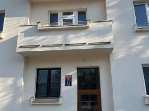 Pronájem bytu 1+kk, Praha - Bubeneč, Ve struhách, 32 m2