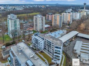 Pronájem bytu 2+kk, Pardubice - Zelené Předměstí, nábřeží Závodu míru, 79 m2